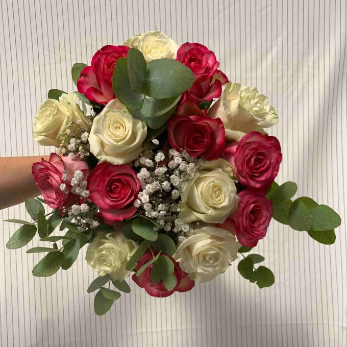 BOUQUET DE 15 ROSES ROSES ET BLANCHES - ELECTRE