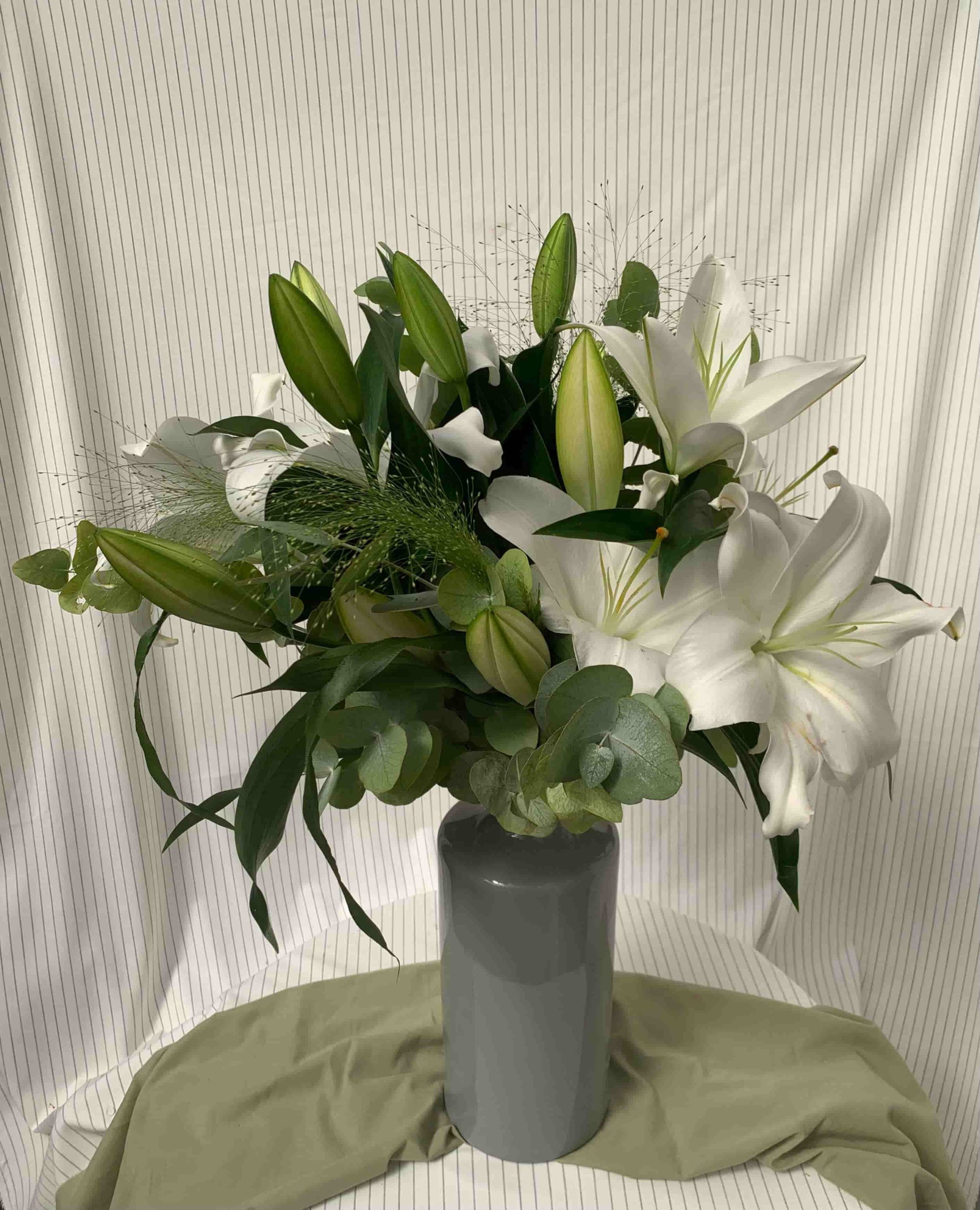 Fleuriste-Narbonne-Bouquet de lys-1